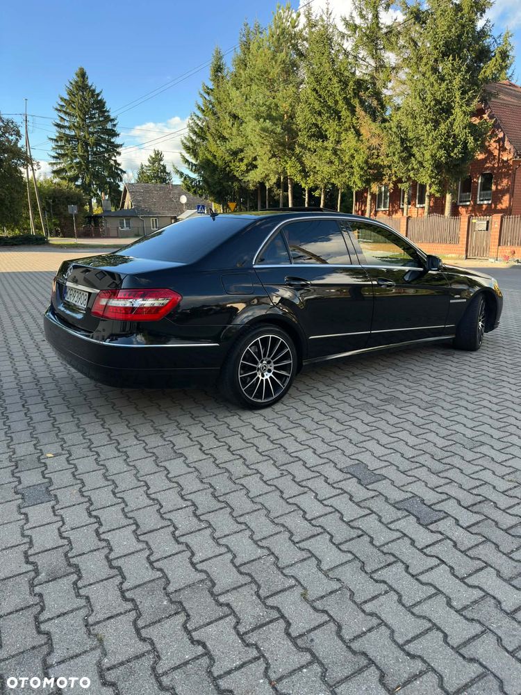 Mercedes-Benz Klasa E 250 CDI DPF BlueEFFICIENCY Automatik Avantgarde - 6