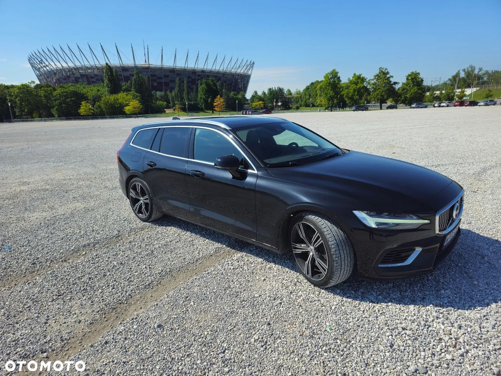 Volvo V60 T6 AWD Plug-In Hybrid Inscription - 8