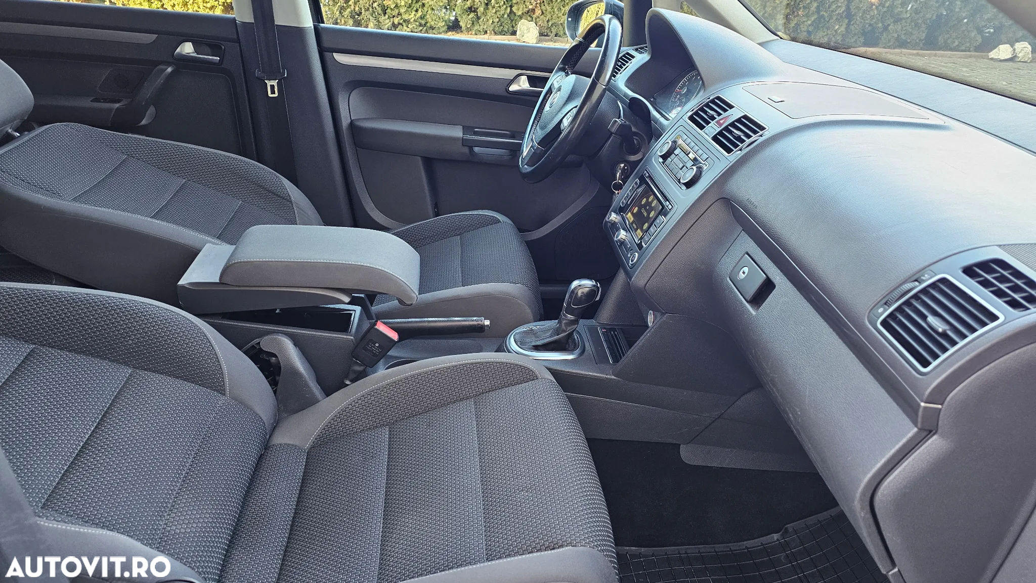 Volkswagen Touran 1.4 TSI DSG Highline - 11