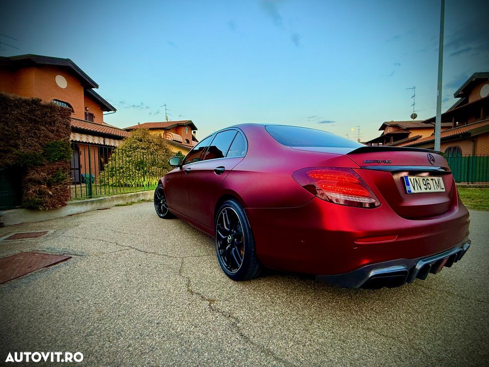 Mercedes-Benz E - 7