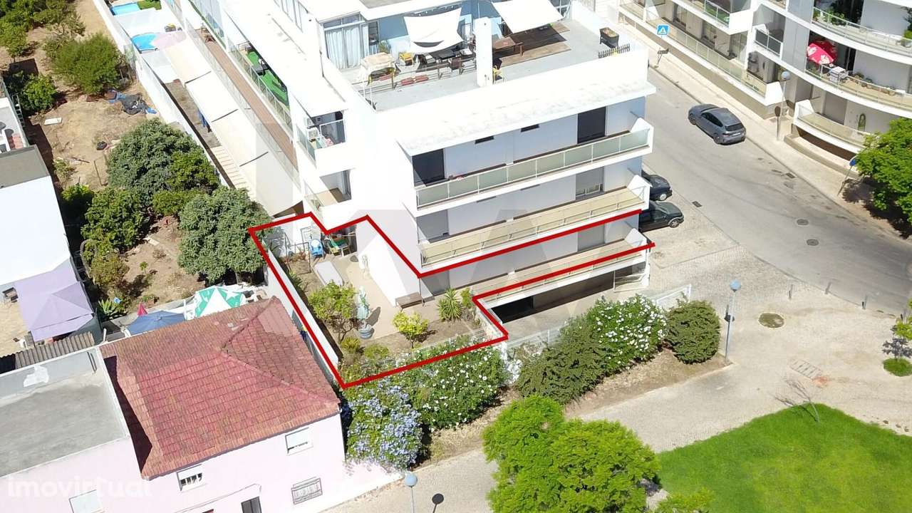 Fabuloso T4 com  garagem e jardim privado em Portimão - Grande imagem: 3/18