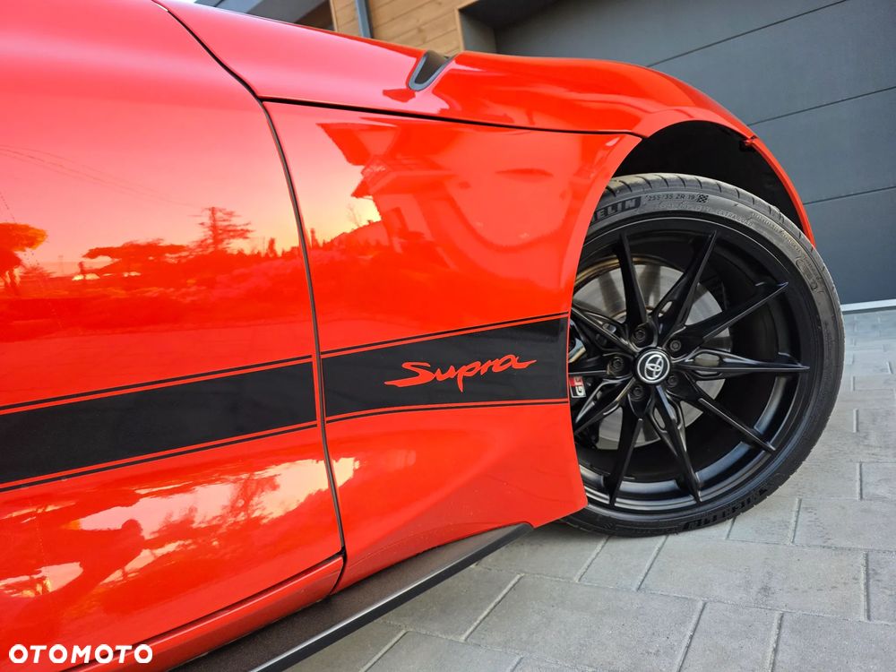 Toyota Supra 3.0 Turbo Executive - 9