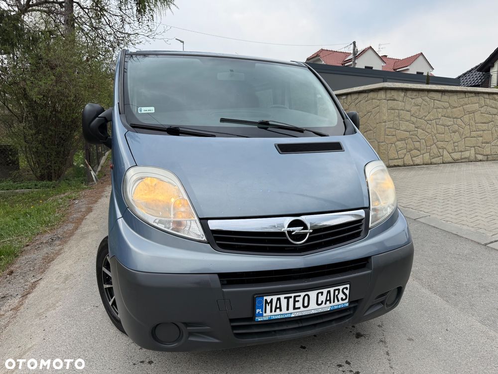 Opel Vivaro - 32
