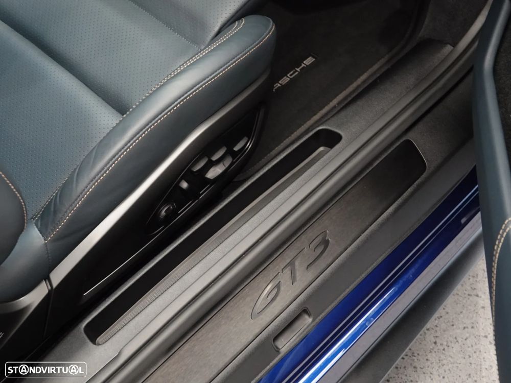 Porsche 911 (992) GT3 Touring Package PDK - 35