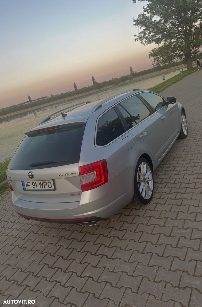 Skoda Octavia 2.0 TDI (Green tec) DSG RS - 16