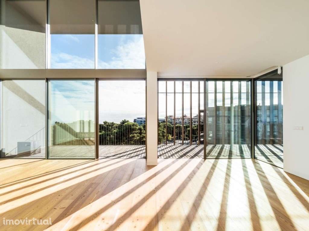 Penthouse T4 com rooftop e vista mar em Cascais - Grande imagem: 4/25