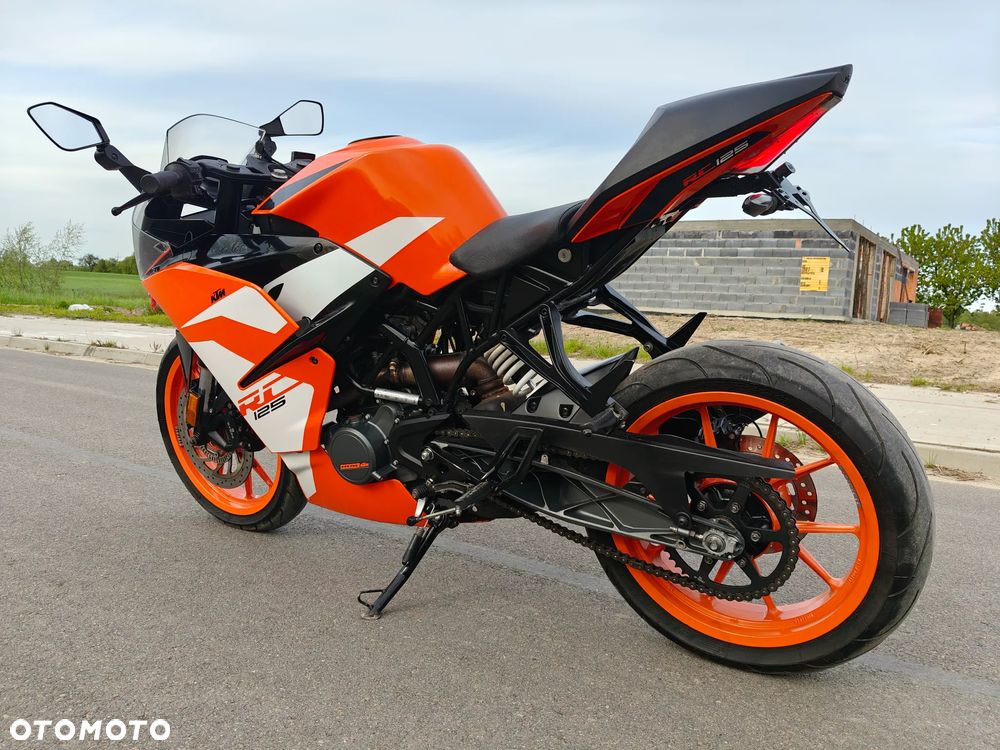 KTM RC 125 - 3