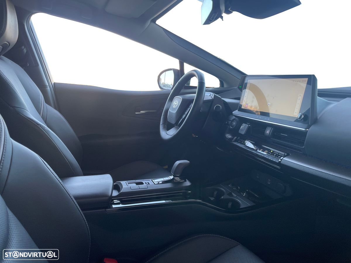Toyota Prius - 15