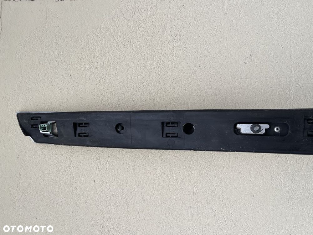 O3 CADILLAC ESCALADE IV 2014 - RELING DACHOWY LISTWA PRAWA ESV 23276287 - 7