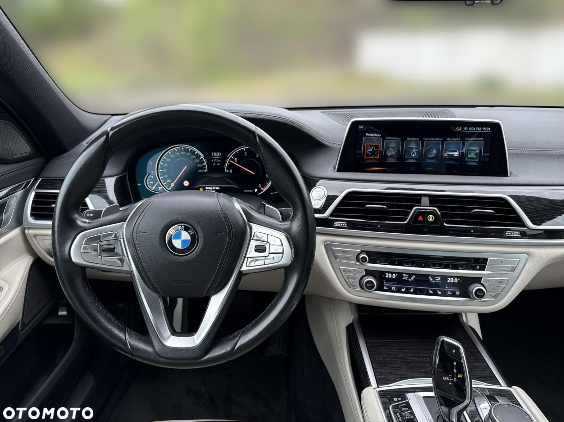 BMW Seria 7 - 11
