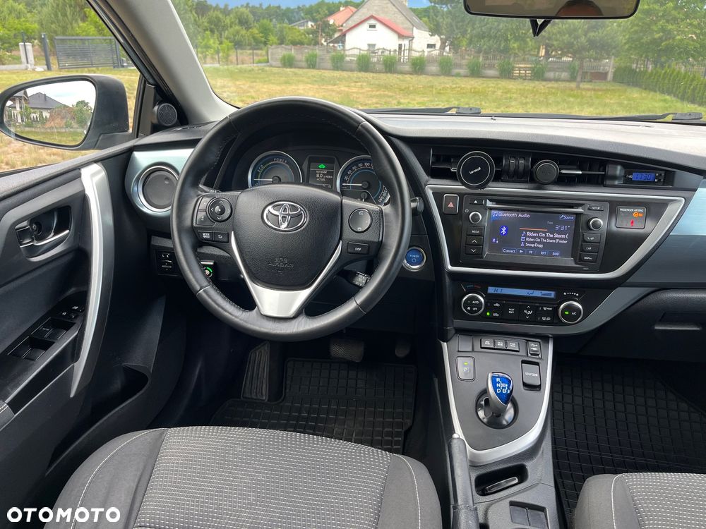 Toyota Auris - 12