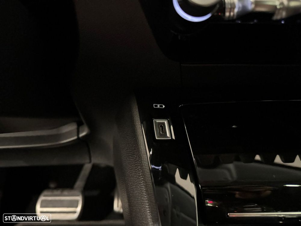 Peugeot e-208 50 kWh Allure - 40