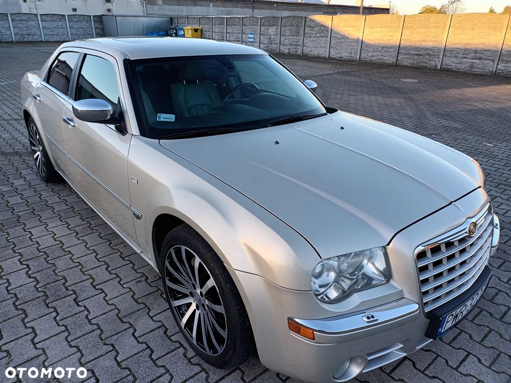 Chrysler 300C 3.0 V6 CRD - 11