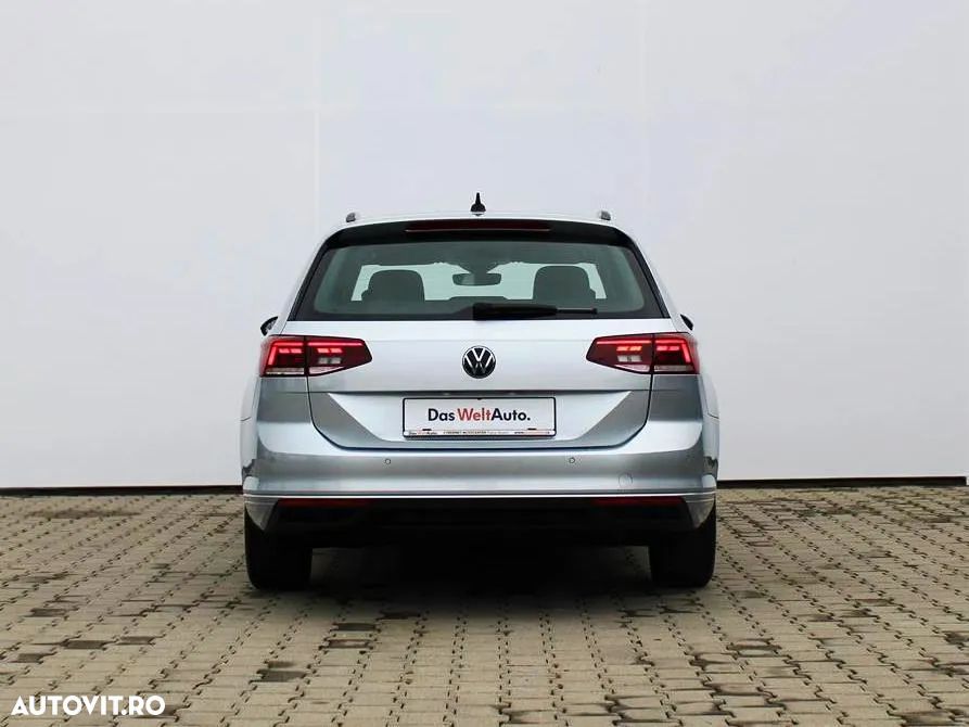 Volkswagen Passat Variant 2.0 TDI DSG Business - 4