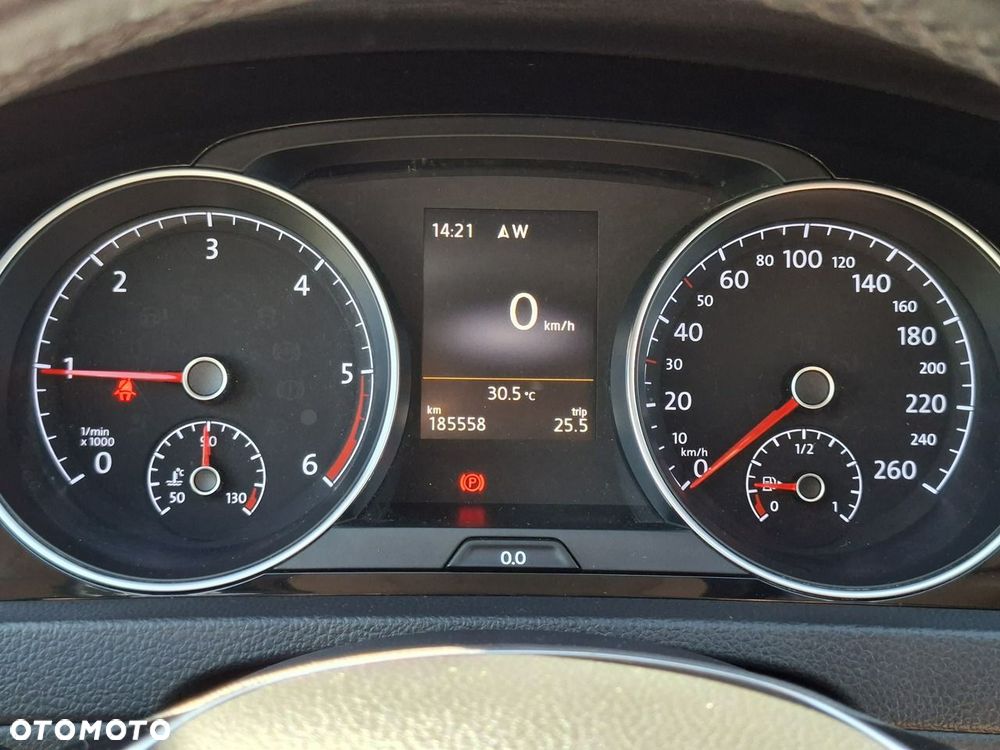 Volkswagen Golf 1.6 TDI BlueMotion Technology Allstar - 19