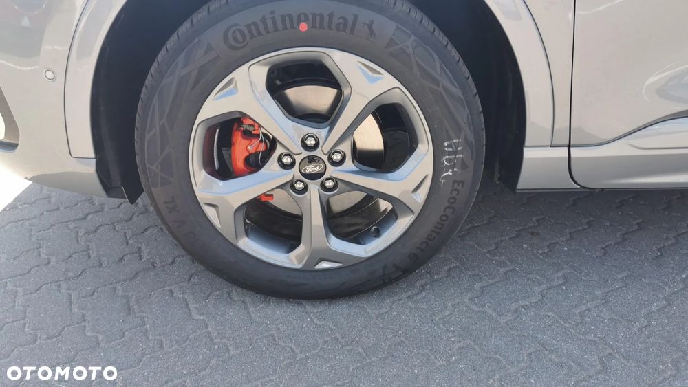 Ford Kuga 2.5 FHEV FWD ST-Line X - 17