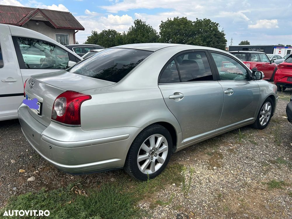 Toyota Avensis 1.8 Executiv - 7