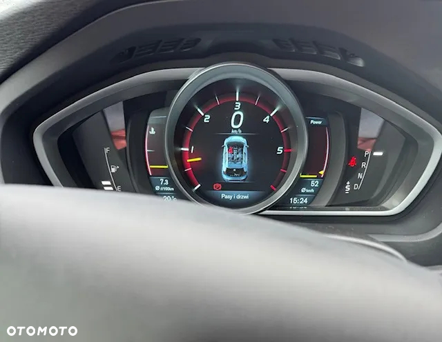 Volvo V40 D3 Momentum - 11