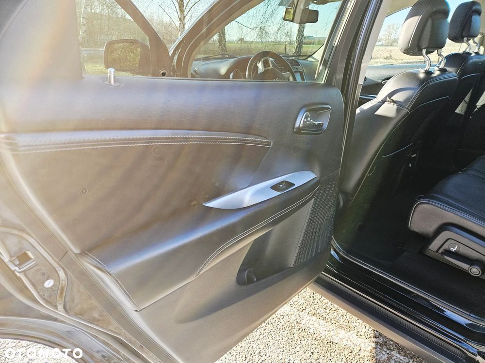 Dodge Journey 2.7 V6 R/T - 19