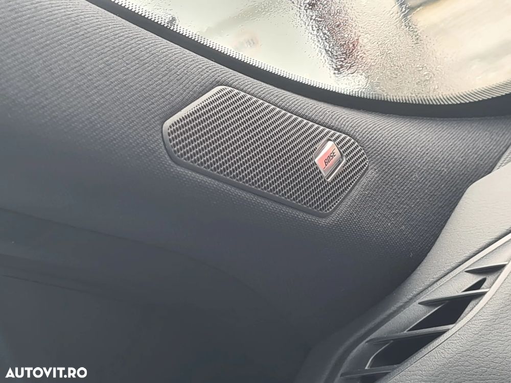 Nissan Qashqai 1.3 l 156CP X-Tronic MHEV Tekna - 13