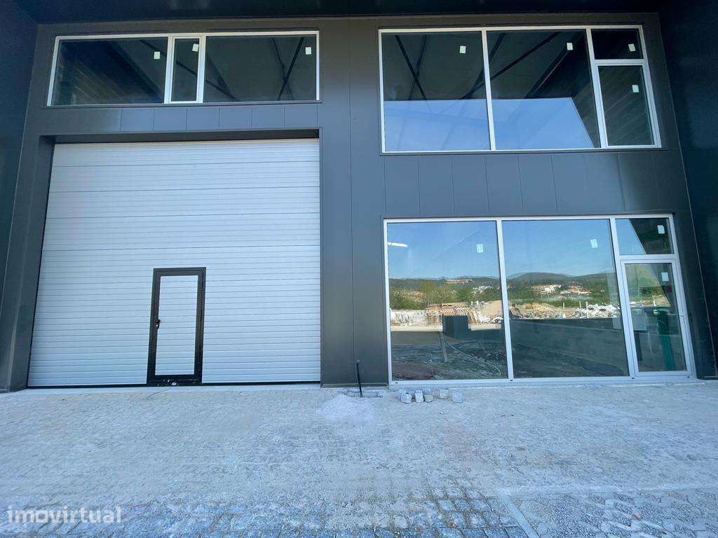 Arrenda-se excelente armazém Industrial em Lousada, junto à A41 - Grande imagem: 4/13
