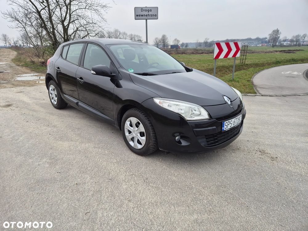 Renault Megane 1.6 16V 100 Authentique - 11