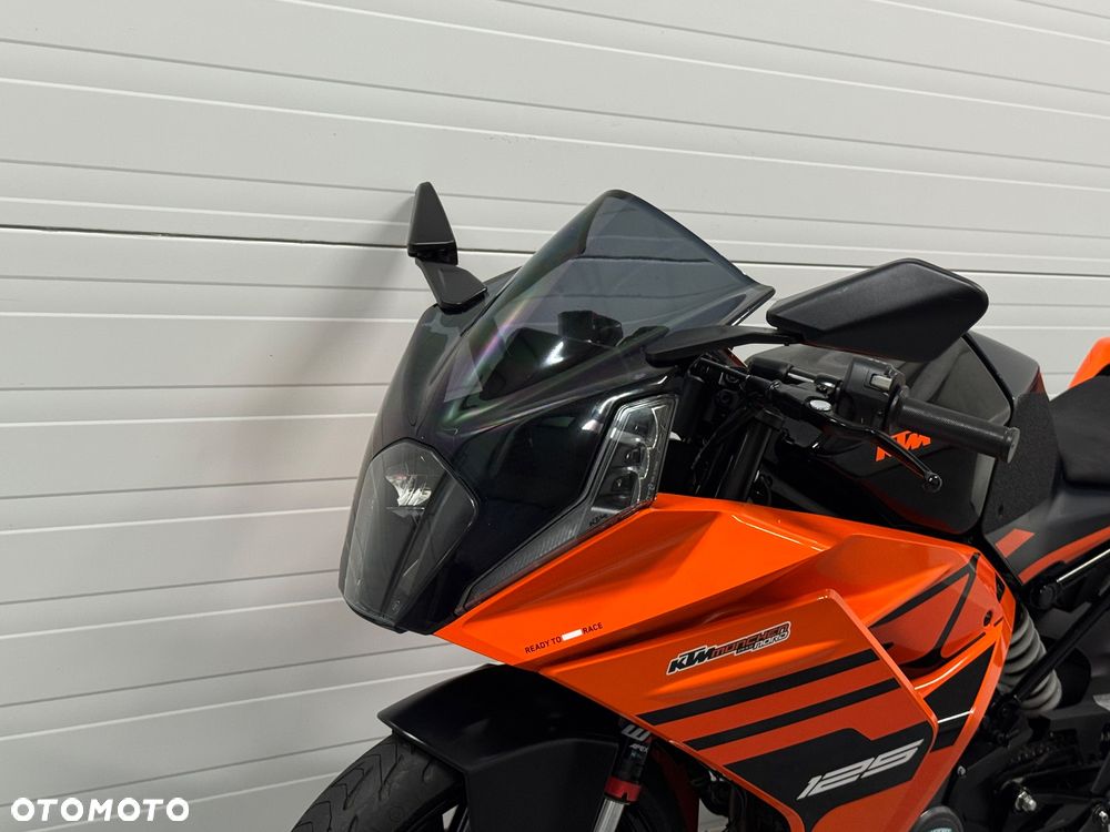 KTM RC 125 - 24