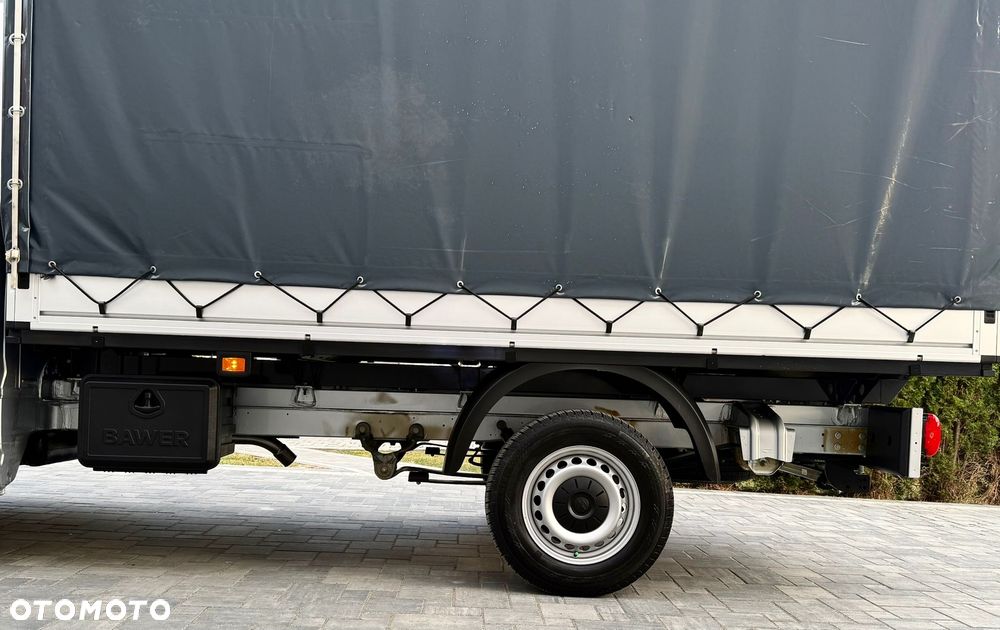 Volkswagen Crafter 177KM 7-Osobowy Automat Salon Polska Bezwypadkowy FVAT23% Gwarancja Do 2028r JAK NOWY NOWY !!! - 16