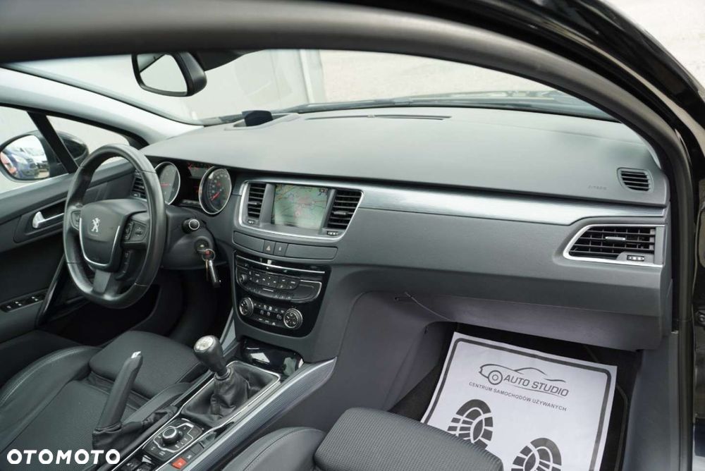 Peugeot 508 HDi FAP 160 Allure - 11