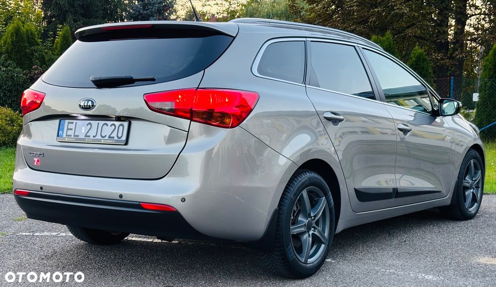 Kia Ceed 1.6 GDI Business Line - 39