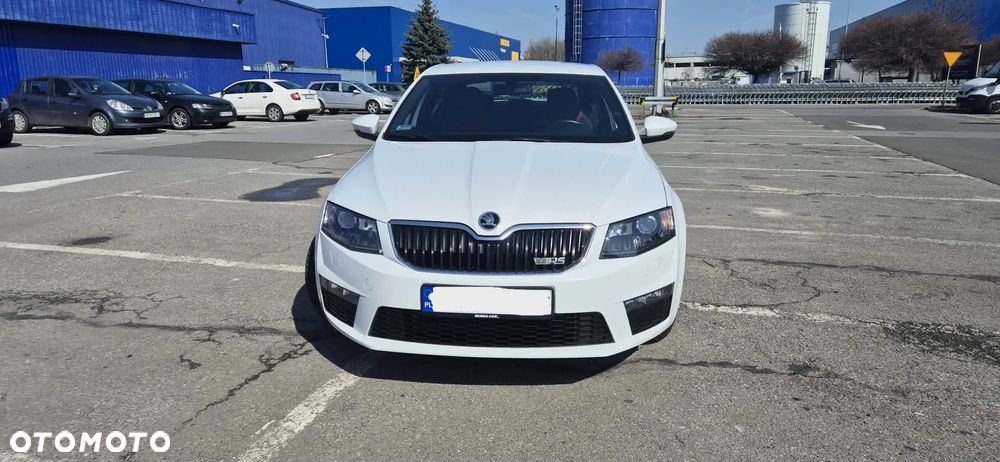 Skoda Octavia 2.0 TDI RS DSG - 6