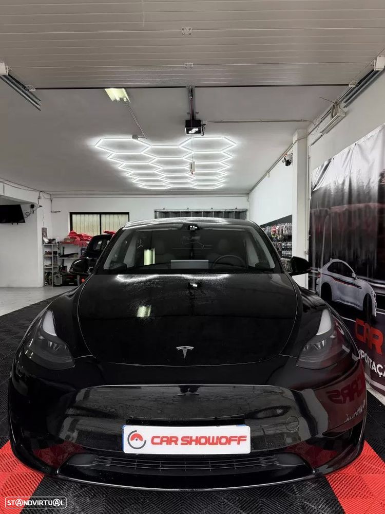 Tesla Model Y Standard - 1