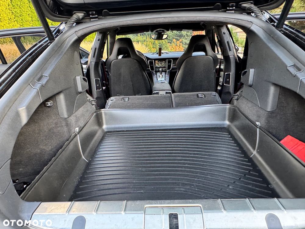 Porsche Panamera - 26