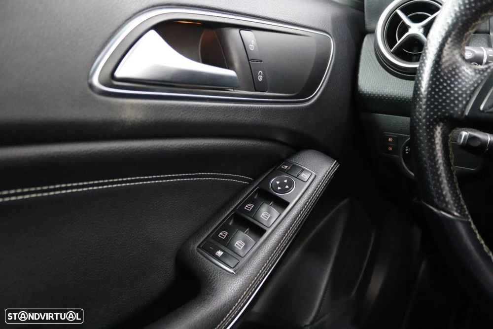 Mercedes-Benz A 180 CDI BlueEFFICIENCY - 4