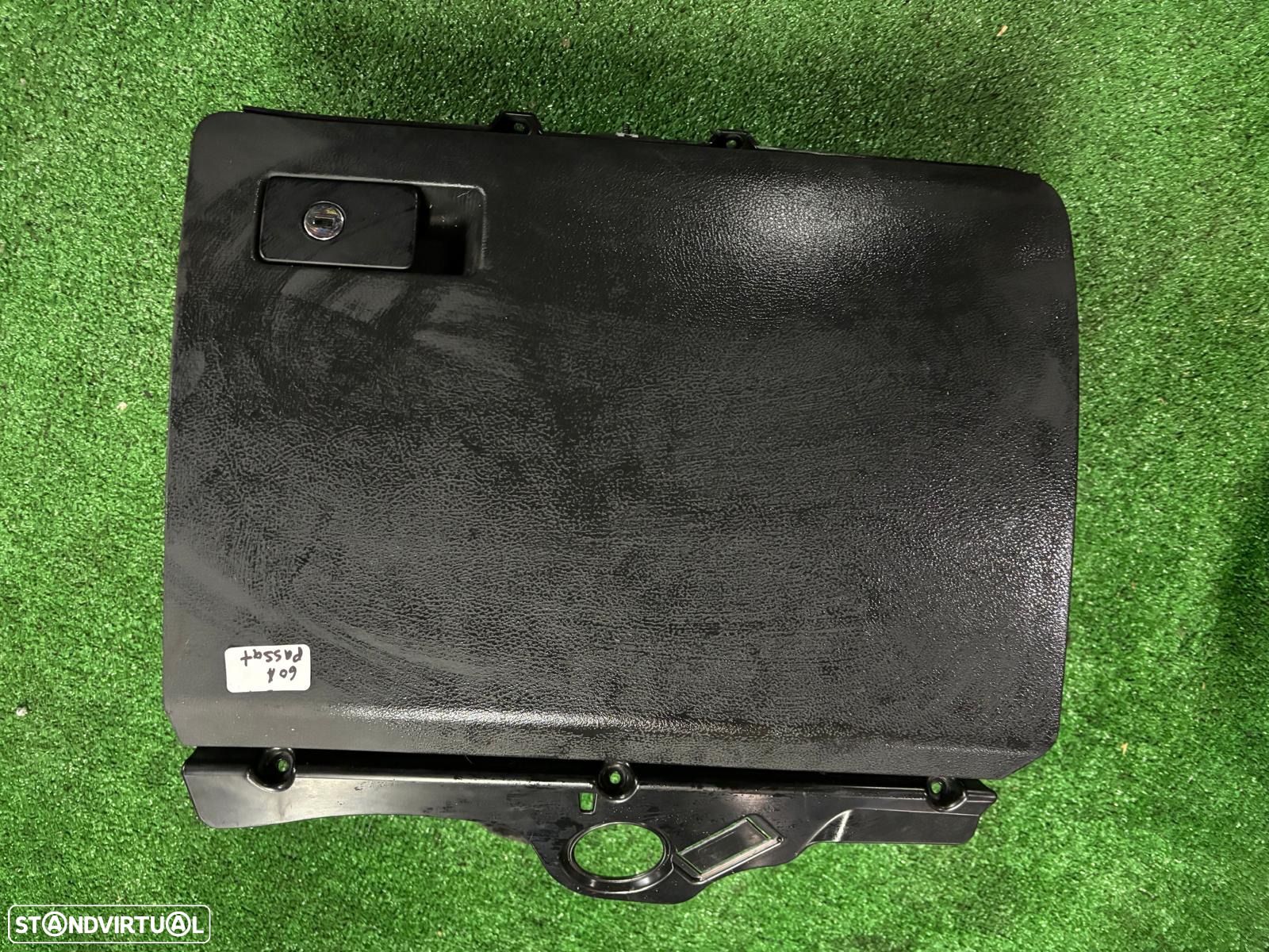 Porta luvas Vw Passat de 2007 - 1