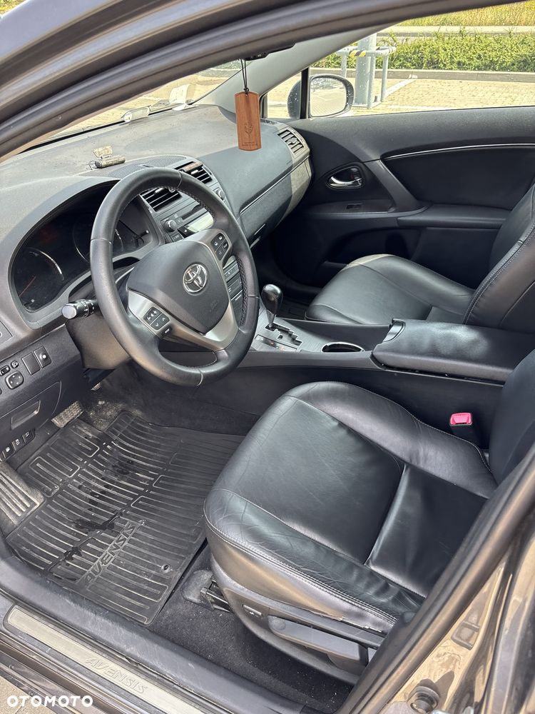 Toyota Avensis - 3
