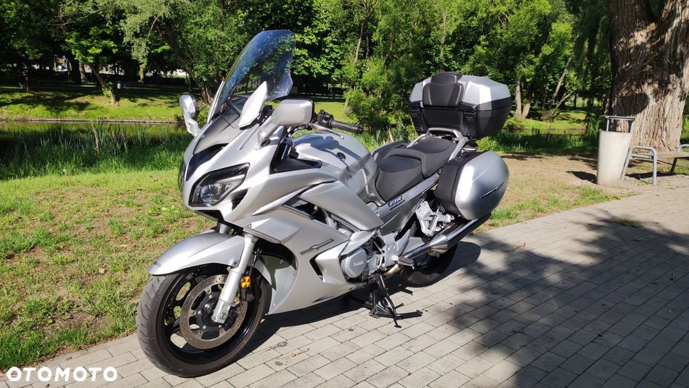 Yamaha FJR - 6