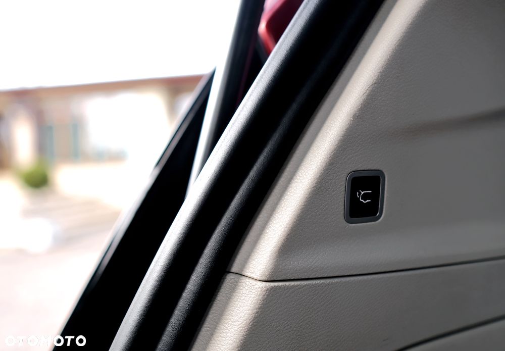 Chrysler Pacifica - 35