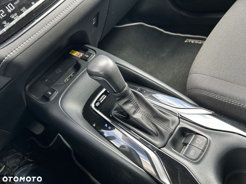 Toyota Corolla 1.8 Hybrid Style - 18