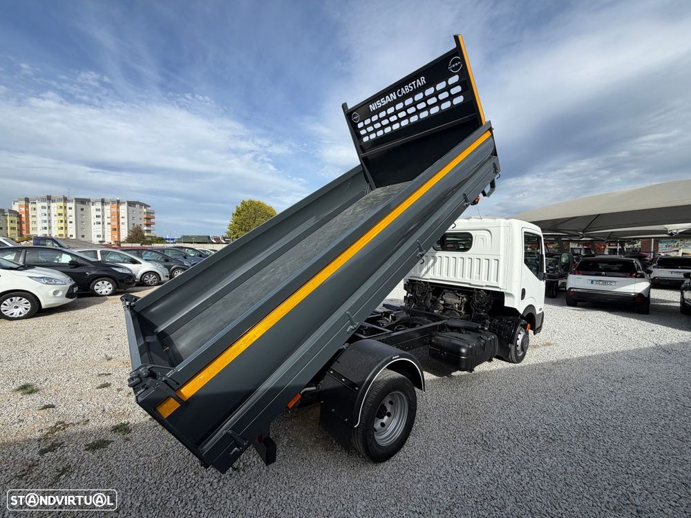 Nissan Cabstar 2.5 dCI 3LUG Tri-Basculante 62.000 Kms - 5