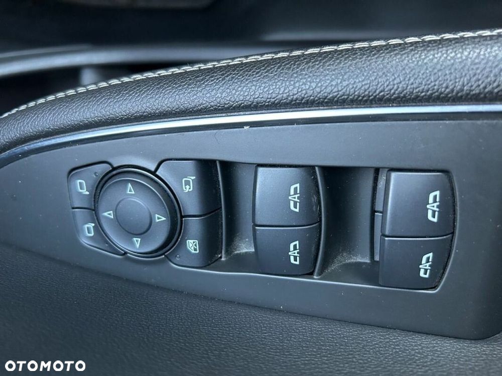 Opel Insignia 2.0 CDTI 4x4 Ultimate S&S - 28