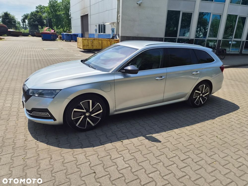 Skoda Octavia 1.4 TSI Joy DSG - 9