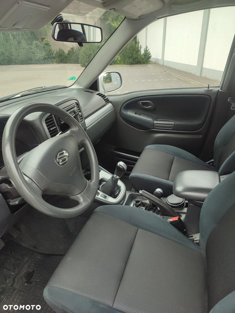 Suzuki Grand Vitara 2.0 Comfort Limited - 9