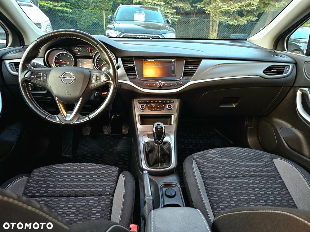 Opel Astra 1.2 Turbo Enjoy - 27