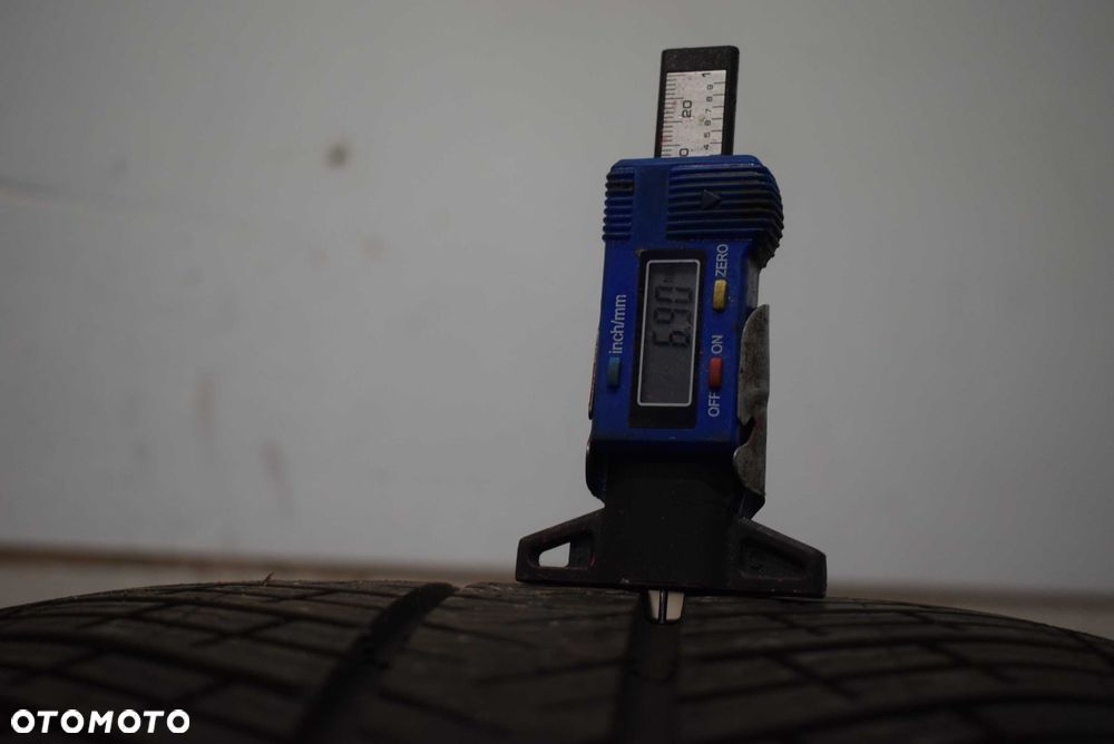 R19 275/50 Michelin Pilot Alpin 5 SUV - 4