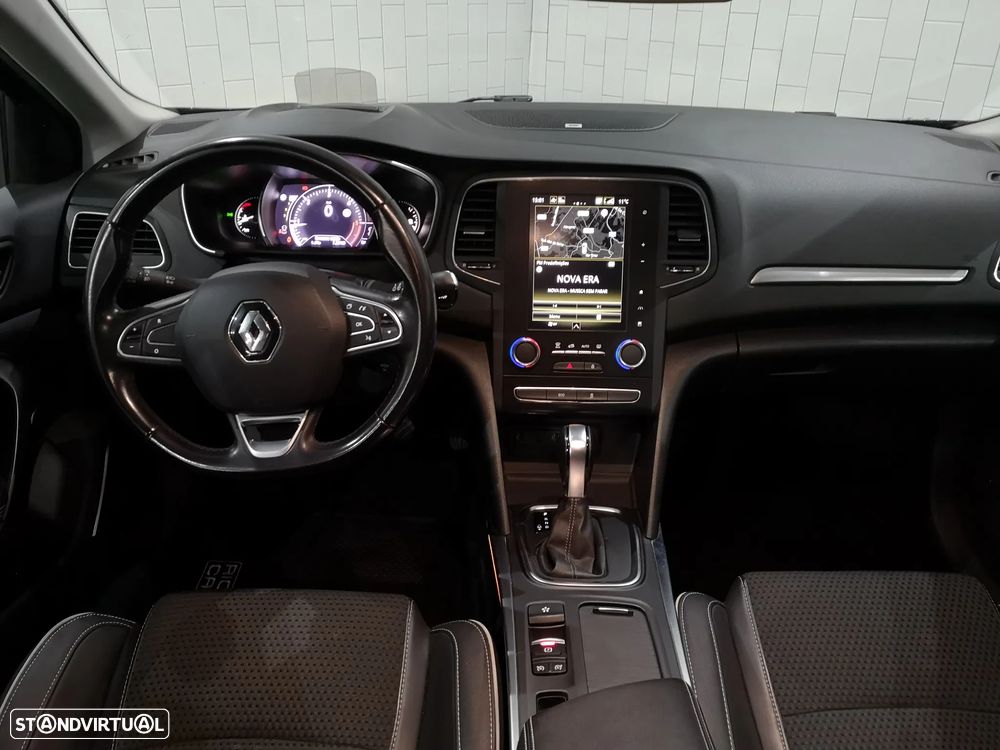 renault megane-sport-tourer ver-1-5-blue-dci-bose-edition-edc - 20