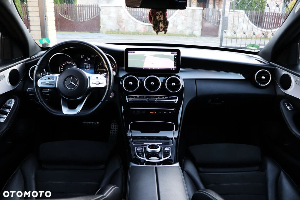 Mercedes-Benz Klasa C 220 d 9G-TRONIC AMG Line - 27