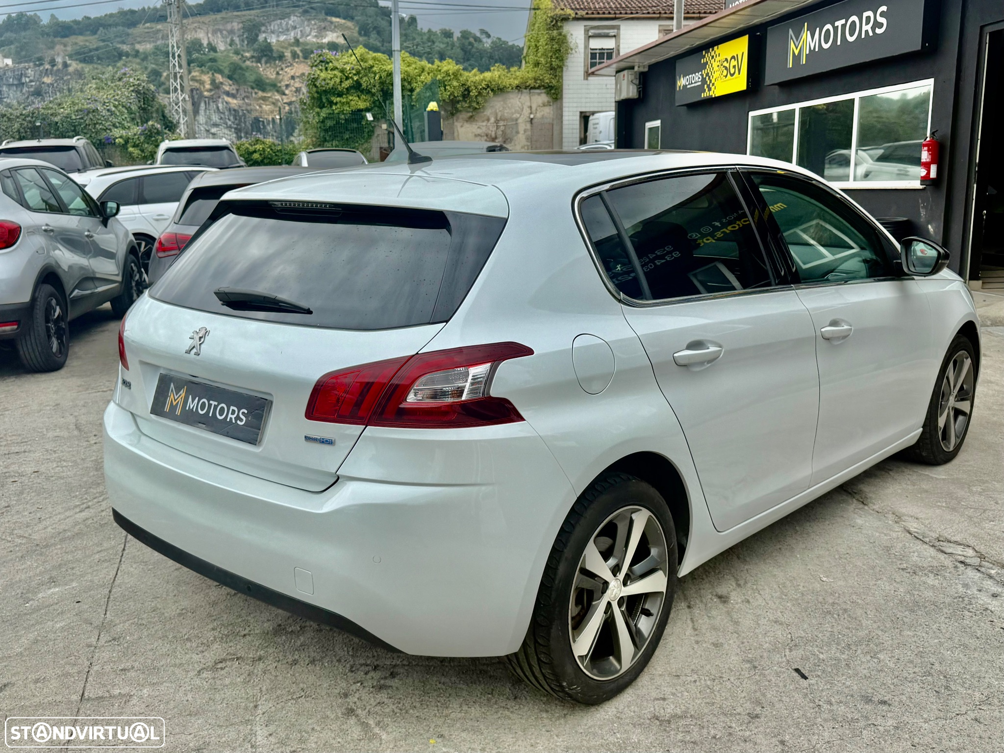 Peugeot 308 1.6 BlueHDi Allure J17 - 31