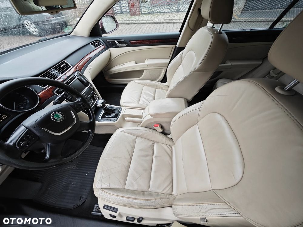 Skoda Superb 2.0 TDI 4x4 Platinum DSG - 19