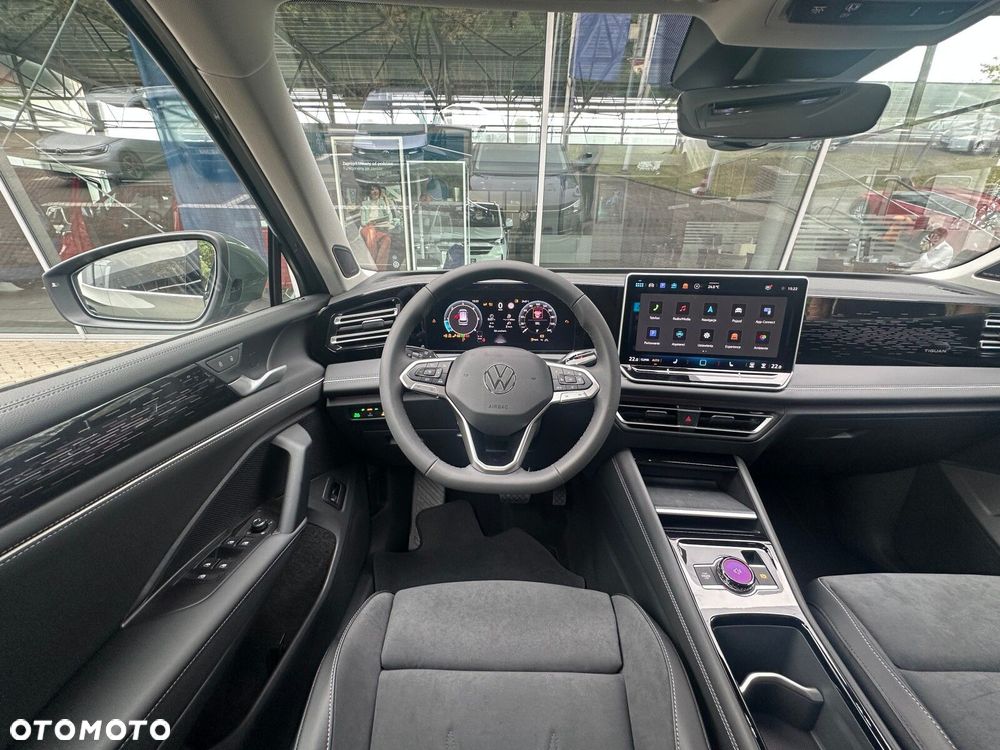 Volkswagen Tiguan 2.0 TDI Elegance DSG - 15